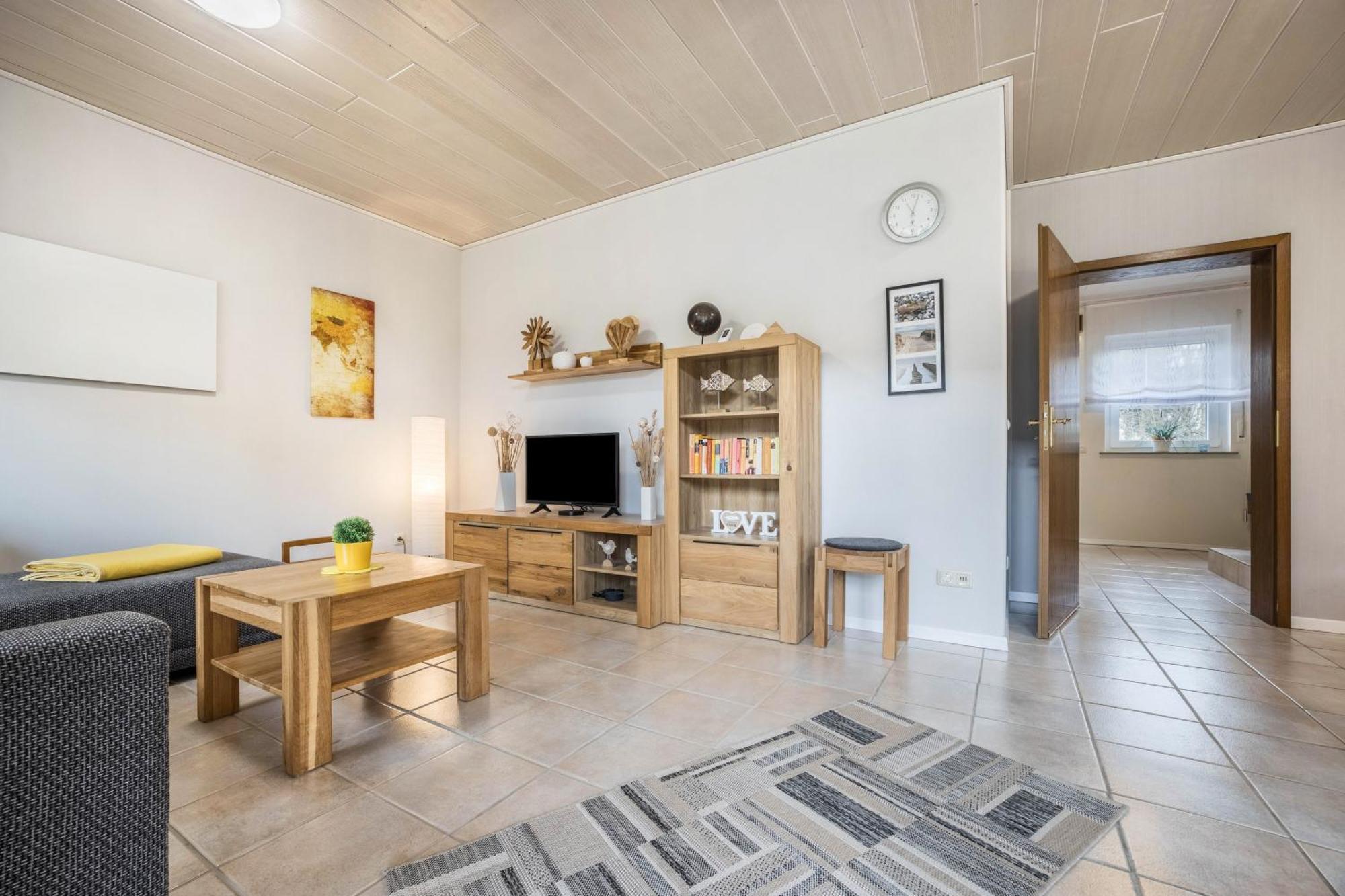 Sunshine Apartment Porta Westfalica Exterior photo